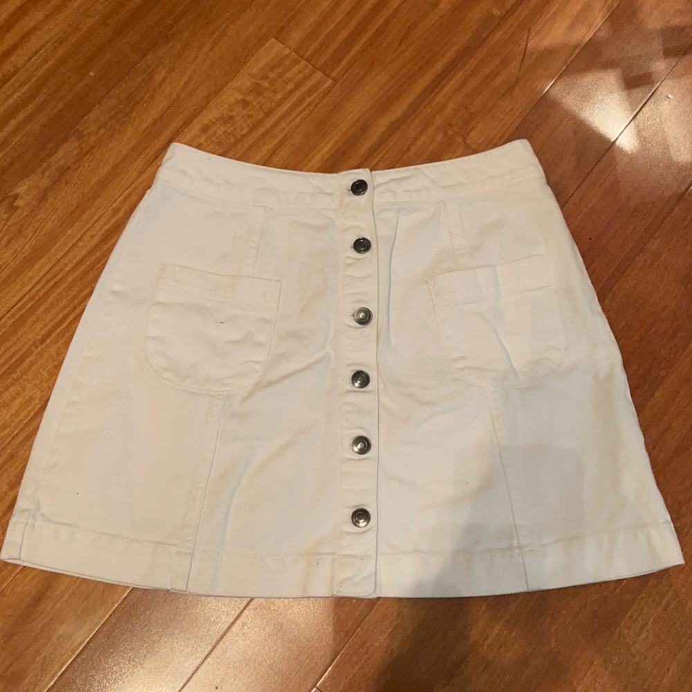 White Jean skirt with buttons down the front